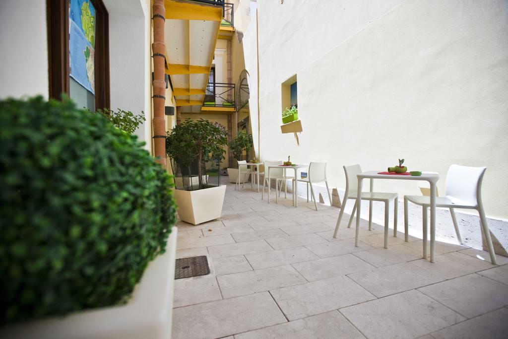 Residence Cortile Merce Trapani Buitenkant foto