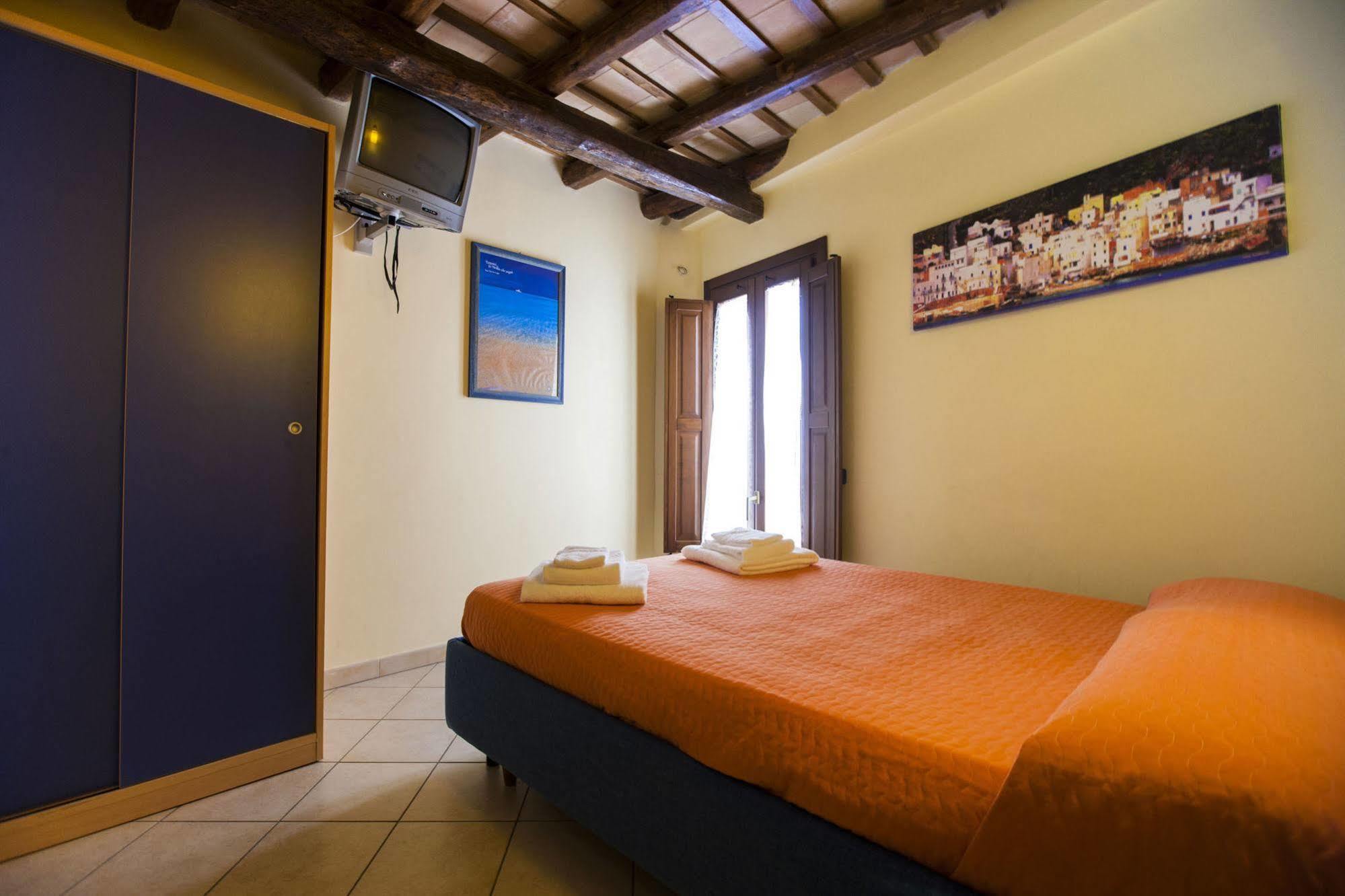 Residence Cortile Merce Trapani Buitenkant foto