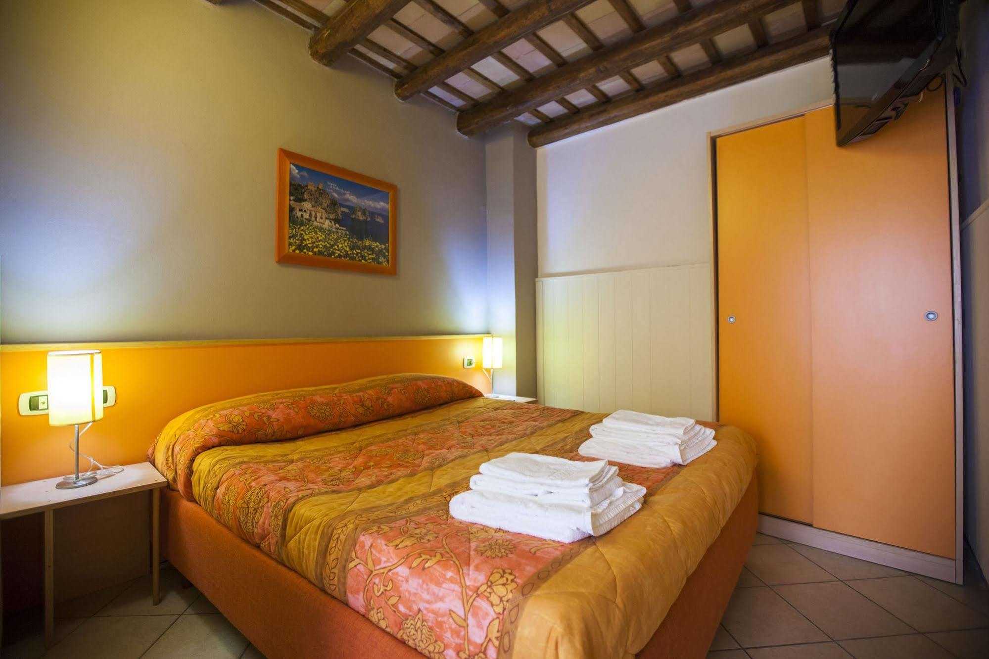 Residence Cortile Merce Trapani Buitenkant foto